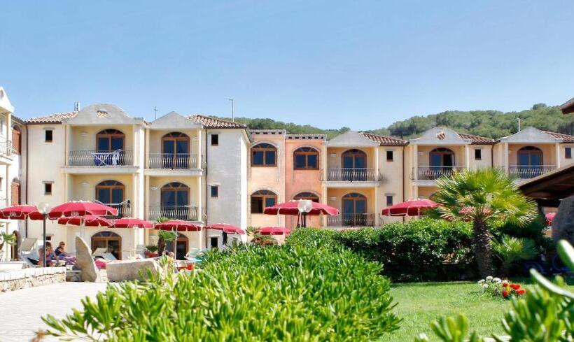 בית מלון כפרי Club Esse Posada