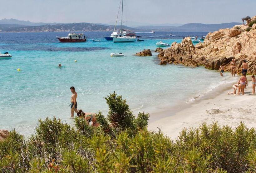 בית מלון כפרי Club Esse Posada