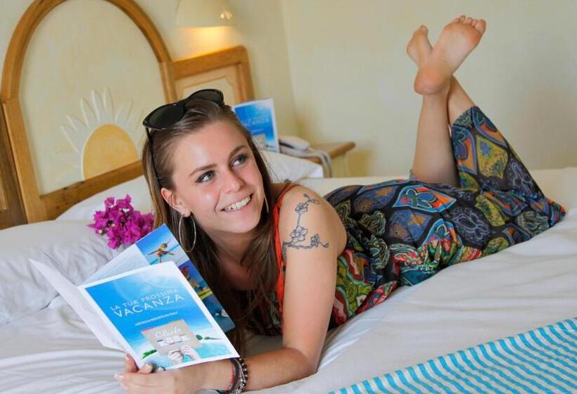 בית מלון כפרי Club Esse Posada