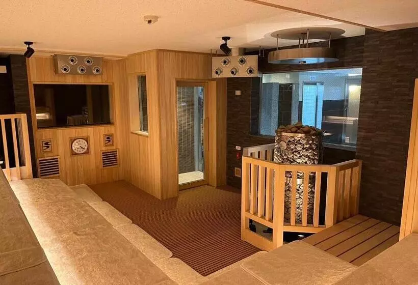 Sauna & Capsule Hotel Rumor Plaza