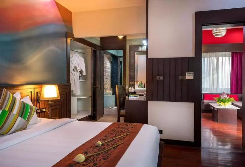 هتل De Sarann Villa