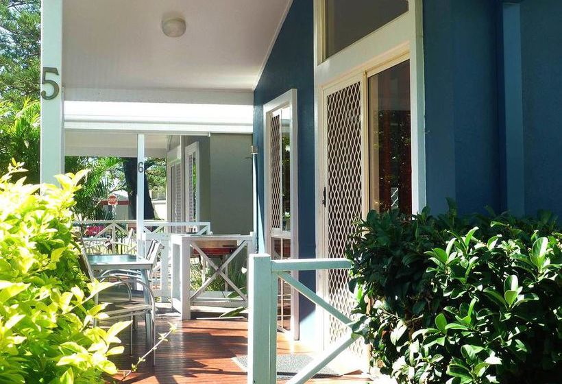 בית מלון כפרי Main Beach Tourist Park