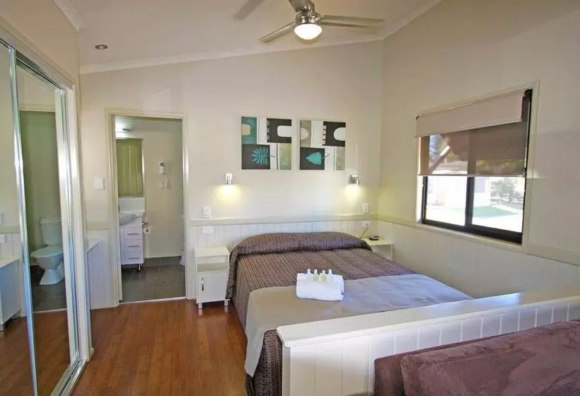 호텔 Main Beach Tourist Park