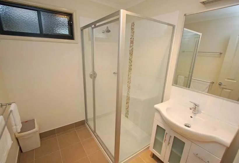 호텔 Main Beach Tourist Park