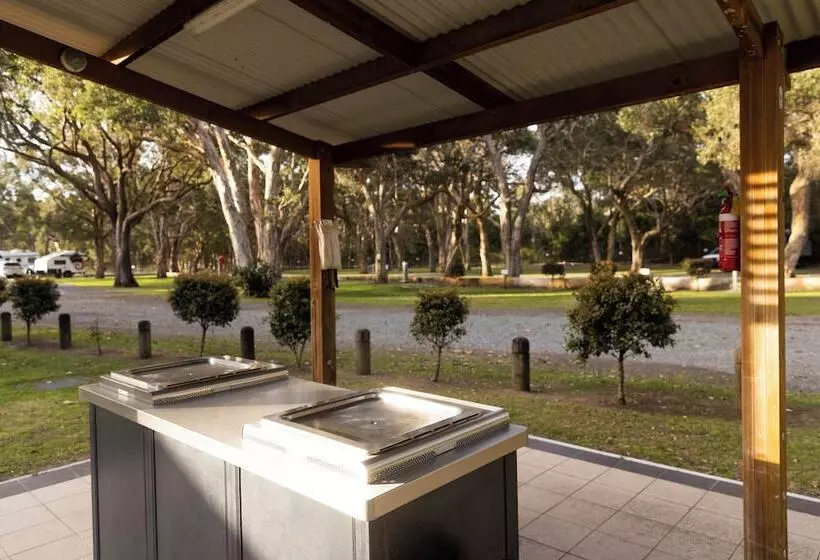 Отель Reflections North Haven   Holiday Park