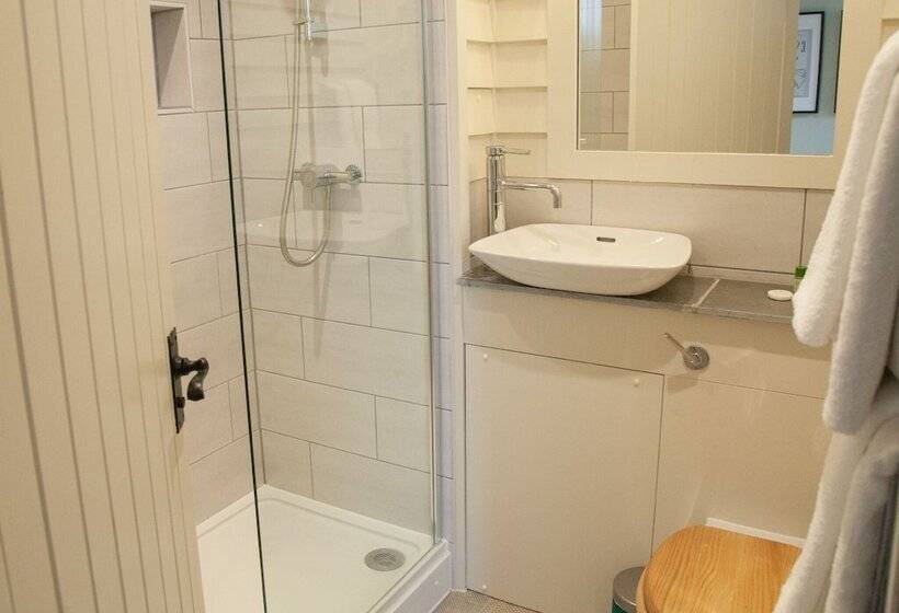 호텔 The Kings Arms