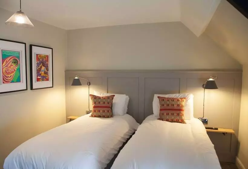 בית מלון כפרי The Kings Arms