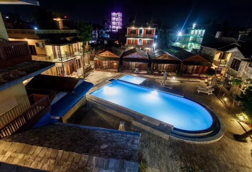 هتل The Lakeside Retreat By Ime Hospitality Pvt Ltd