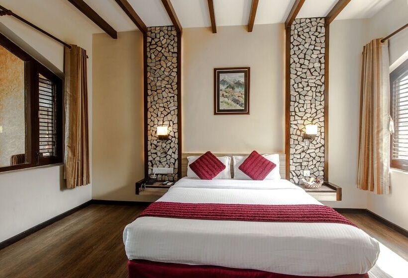 هتل The Lakeside Retreat By Ime Hospitality Pvt Ltd