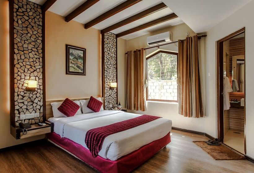 هتل The Lakeside Retreat By Ime Hospitality Pvt Ltd