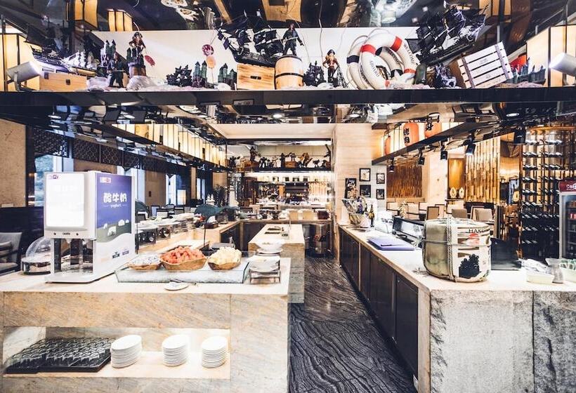 ホテル Wanda Realm Dandong