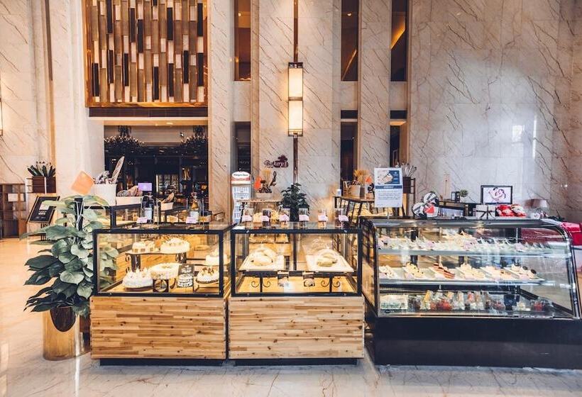 ホテル Wanda Realm Dandong