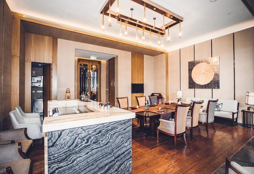 ホテル Wanda Realm Dandong