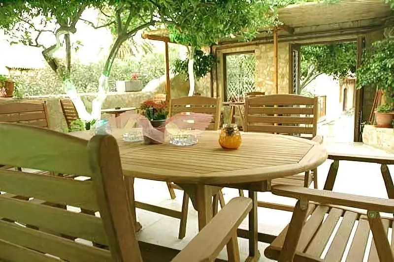 Minos Pension