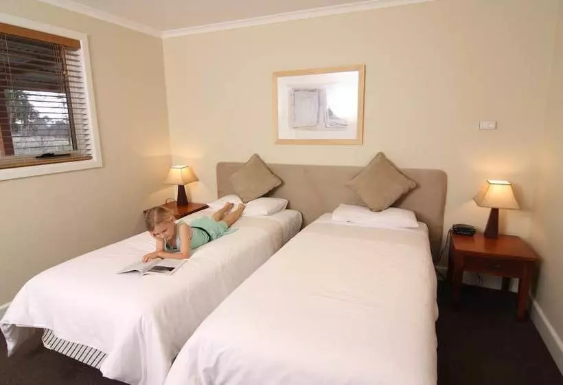 Moore Park Apartments