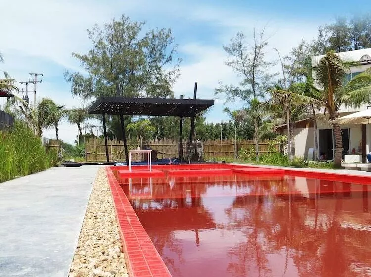 استراحتگاه Red Z The Ocean