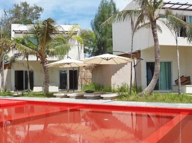 استراحتگاه Red Z The Ocean