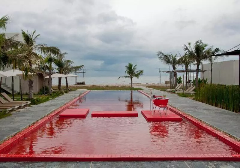 استراحتگاه Red Z The Ocean