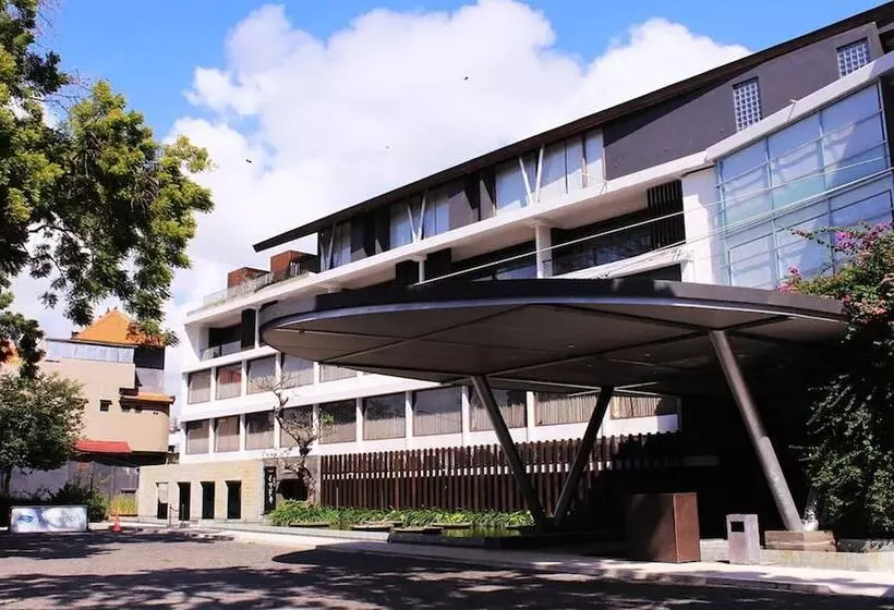 Suites By Watermark Hotel And Spa Bali Chse Certified