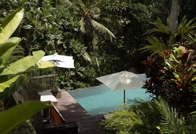 Hotelli Angsoka Bungalow