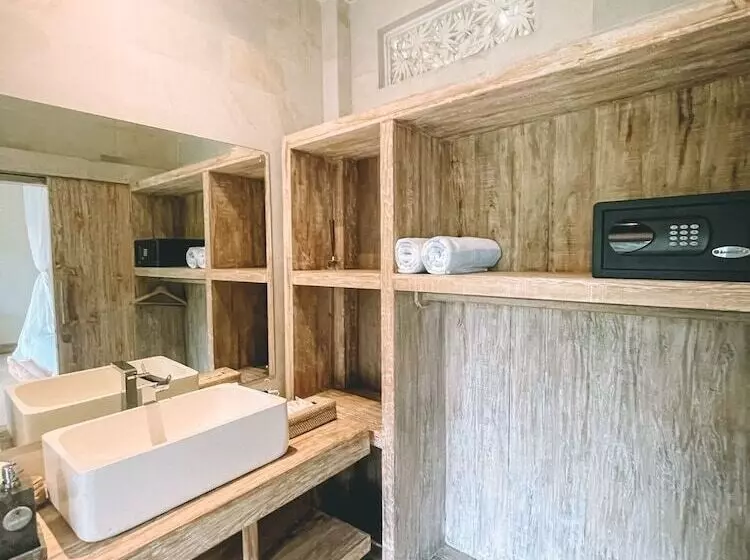 Hotelli Angsoka Bungalow