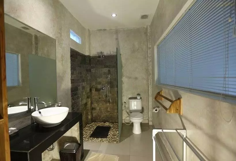 Hotelli Angsoka Bungalow