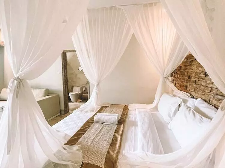 Hotelli Angsoka Bungalow