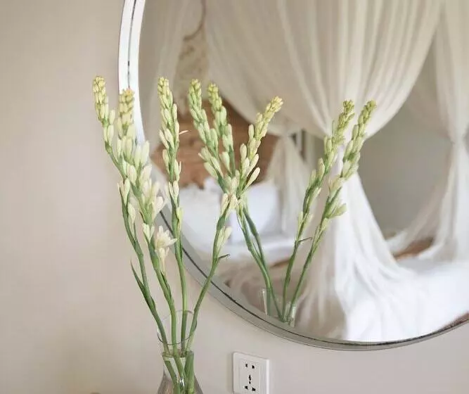 Hotelli Angsoka Bungalow