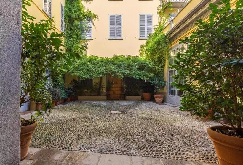 Hotelli Duomo Smart Suites