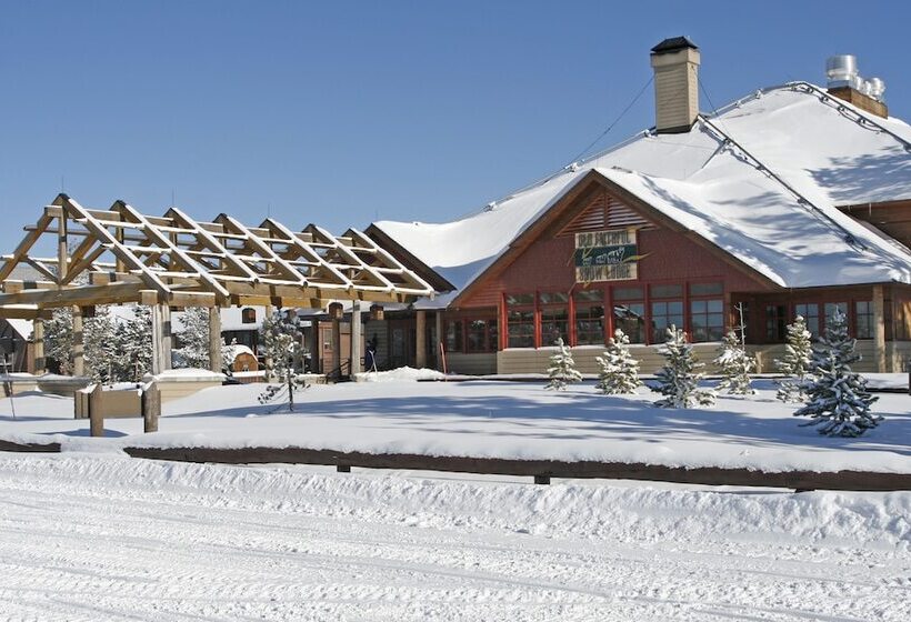 منتجع Old Faithful Snow Lodge & Cabins   Inside The Park