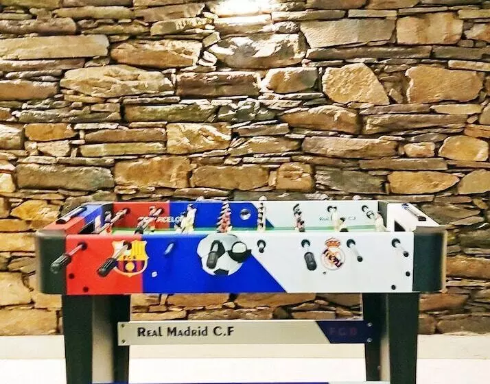 Hotelli Treehouse Resort