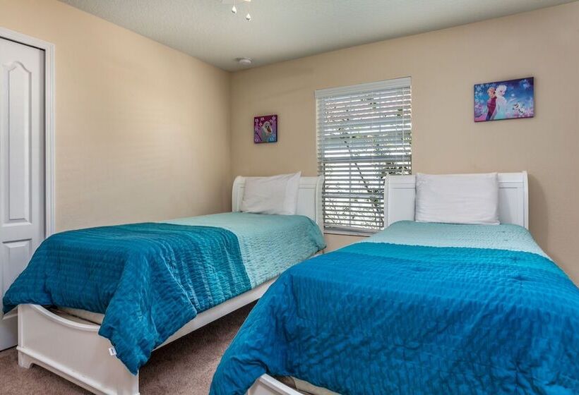 Paradise Palms Ru580