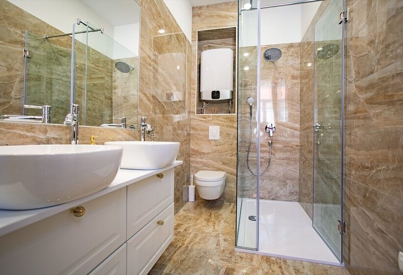 Pensiune Split Best4stay Luxury Rooms