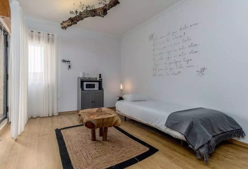 Majatalo Villa Center