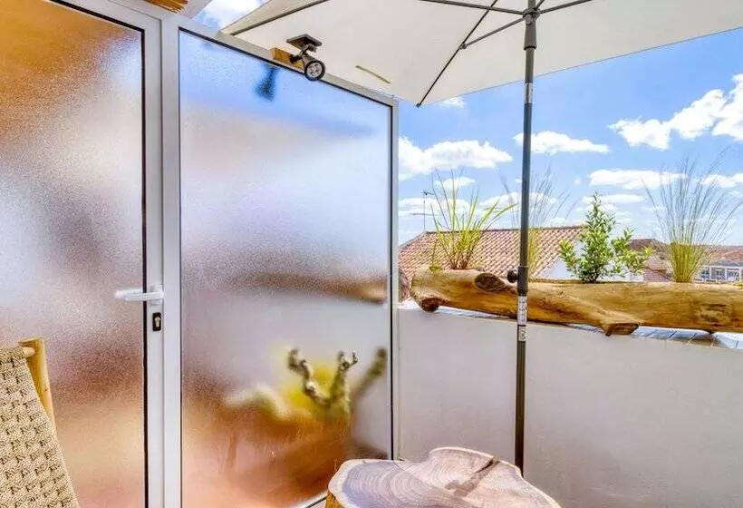 Majatalo Villa Center