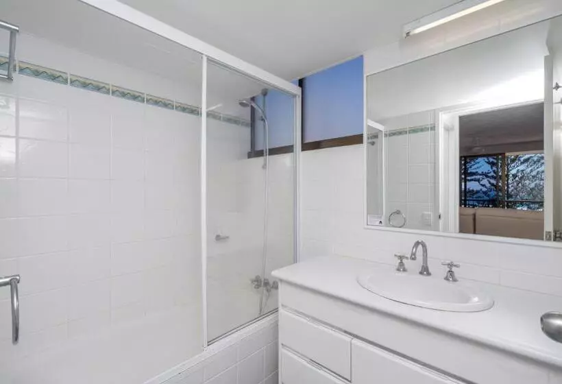 Columbia Beachfront Apartments On Rainbow Bay