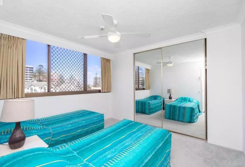 Columbia Beachfront Apartments On Rainbow Bay