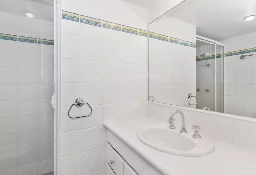 Columbia Beachfront Apartments On Rainbow Bay