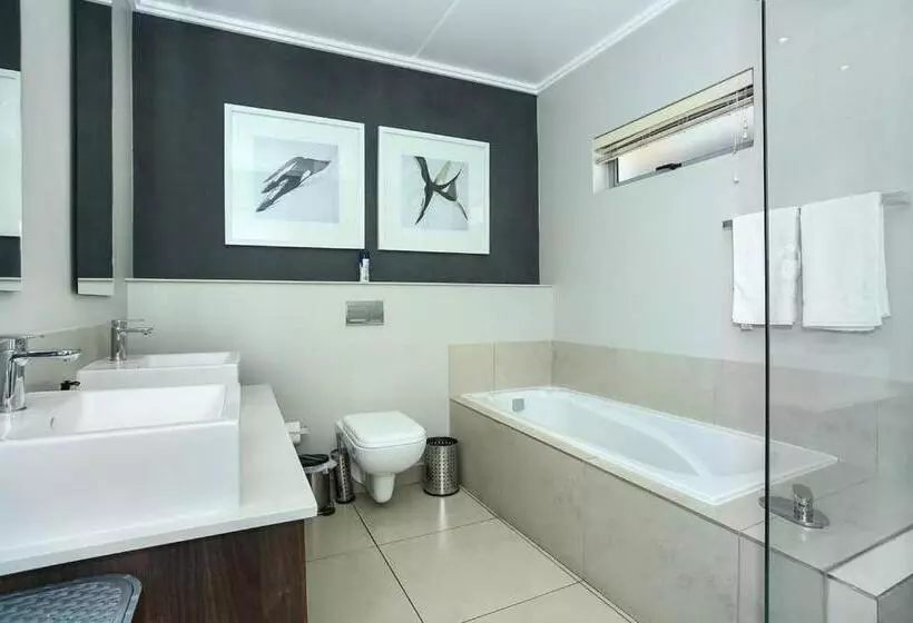 Epic Lifestyle Apartment Sandton