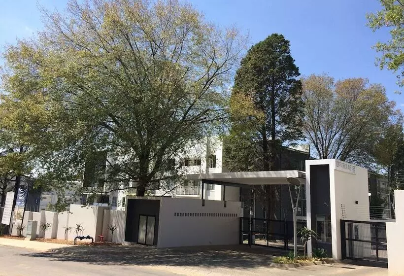 Epic Lifestyle Apartment Sandton