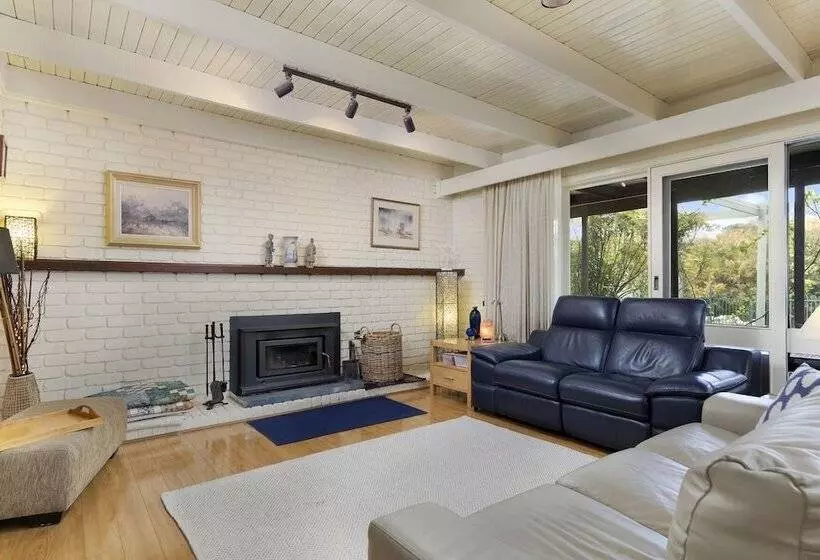 Gisborne Peak Winery Short Term Stays