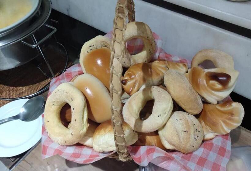 בית מלון כפרי 1000