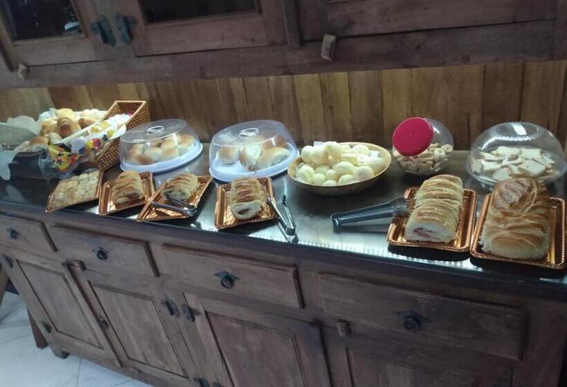 בית מלון כפרי 1000