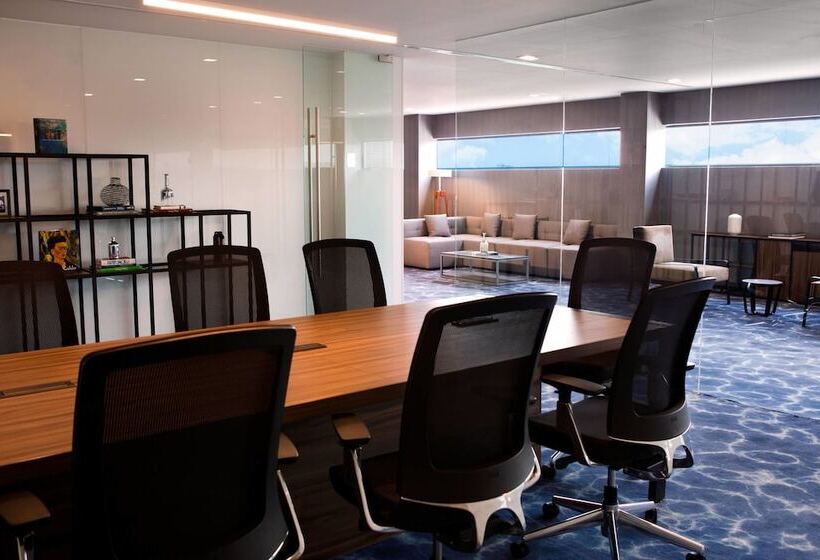 Ac Hotel Queretaro Antea