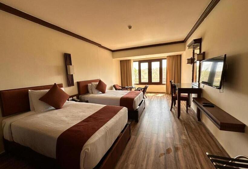 Africana Hotel & Spa