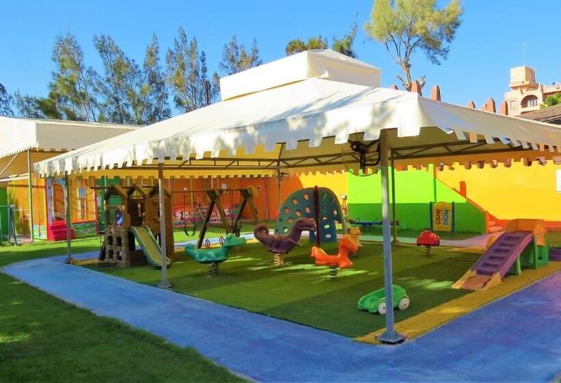 Africana Hotel & Spa