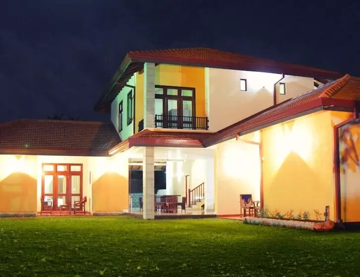 ホテル Airport Villa