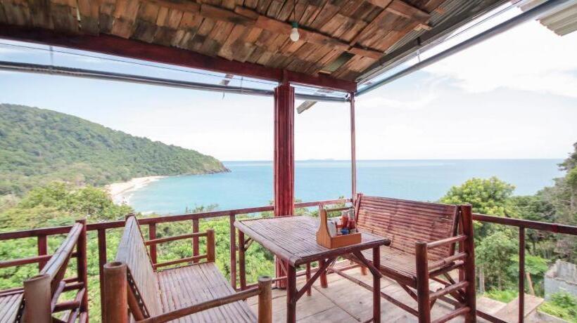 Hotel Bamboo Bay Family Resort