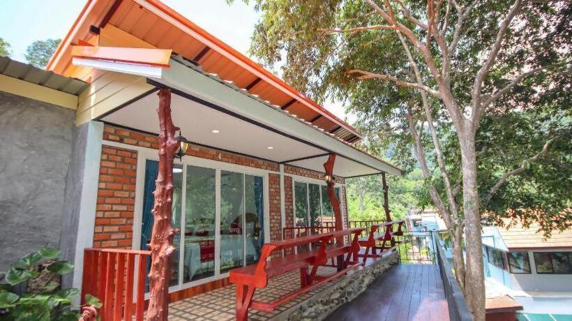 Hotel Bamboo Bay Family Resort