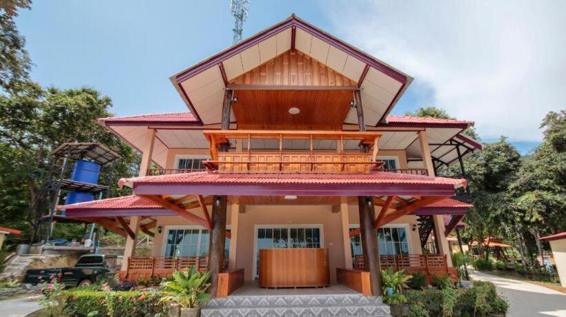 Hotel Bamboo Bay Family Resort